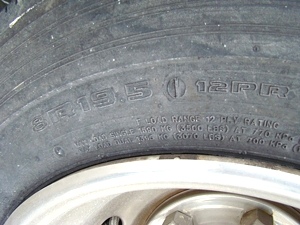 19.5 TIRES AND WHEELS USED FOR FORD MOTORHOMES FOR SALE