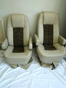 USED FLEXSTEEL RV CAPTAIN CHAIRS FOR SALE