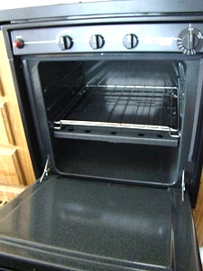 USED RV  ATWOOD WEDGEWOOD 3-BURNER STOVE TOP AND OVEN FOR SALE