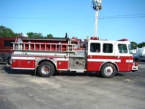 1998 E-ONE FIRE TRUCK PUMPER WITH FOAM SYSTEM FOR SALE