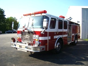 1998 E-ONE FIRE TRUCK PUMPER WITH FOAM SYSTEM FOR SALE