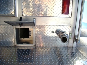1998 E-ONE FIRE TRUCK PUMPER WITH FOAM SYSTEM FOR SALE