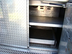 1998 E-ONE FIRE TRUCK PUMPER WITH FOAM SYSTEM FOR SALE