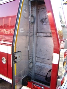 1998 E-ONE FIRE TRUCK PUMPER WITH FOAM SYSTEM FOR SALE