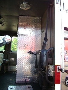1998 E-ONE FIRE TRUCK PUMPER WITH FOAM SYSTEM FOR SALE