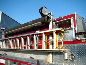 1998 E-ONE FIRE TRUCK PUMPER WITH FOAM SYSTEM FOR SALE