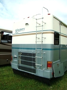 RV PARTS FLEETWOOD DISCOVERY YEAR 2000 MOTORHOME SALVAGE