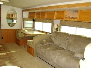 2002 WINNEBAGO ADVENTURE 35U CLASS A MOTORHOME FOR SALE