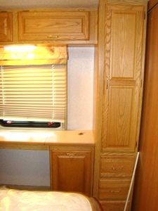 2002 WINNEBAGO ADVENTURE 35U CLASS A MOTORHOME FOR SALE