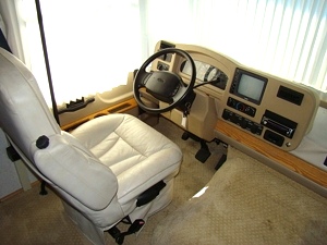 2002 WINNEBAGO ADVENTURE 35U CLASS A MOTORHOME FOR SALE