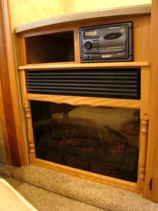 2009 SUNDANCE FIFTHWHEEL MODEL 3300SK BY HEARTLAND FOR SALE