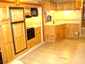 2009 SUNDANCE FIFTHWHEEL MODEL 3300SK BY HEARTLAND FOR SALE