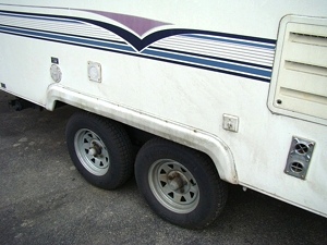 1997 AEROLITE FIFTHWHEEL FOR SALE - COMPLETE OR PARTS