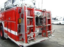 1999 E-ONE LADDER TRUCK / FIRE TRUCKS FOR SALE